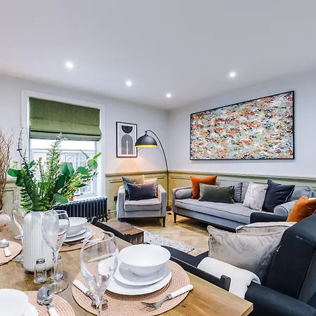 Stunning - Sleep 18 아파트