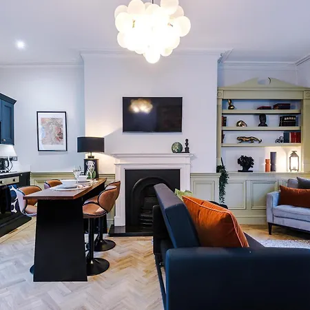 Stunning - Sleep 18 *