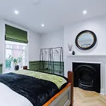 Stunning - Sleep 17