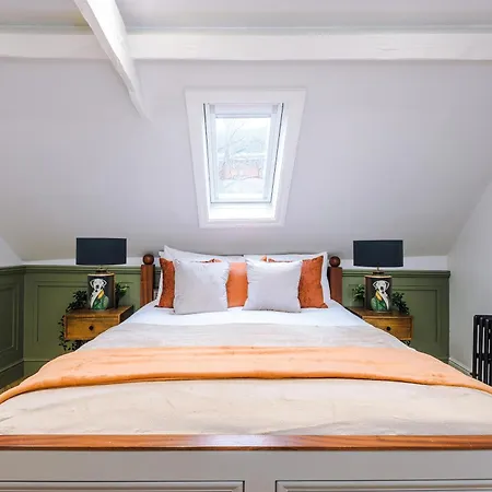 Stunning - Sleep 18 Appartement York