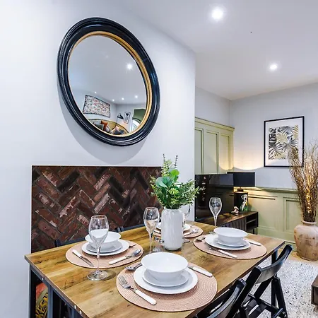 Appartement Stunning - Sleep 18 York