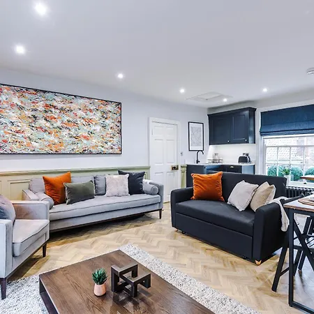 Stunning - Sleep 18 Appartement *