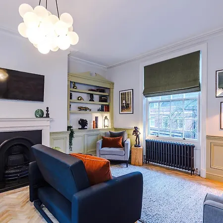 Stunning - Sleep 18 York