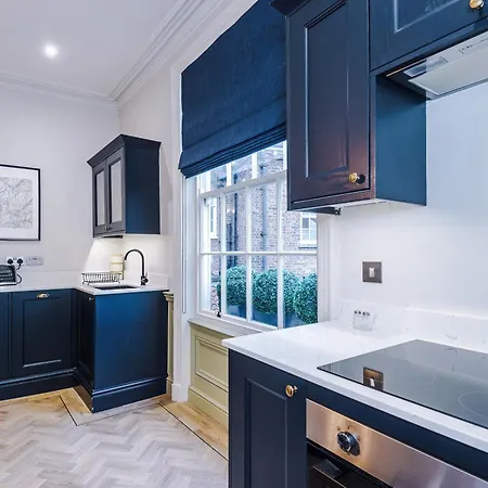 Stunning - Sleep 18 *